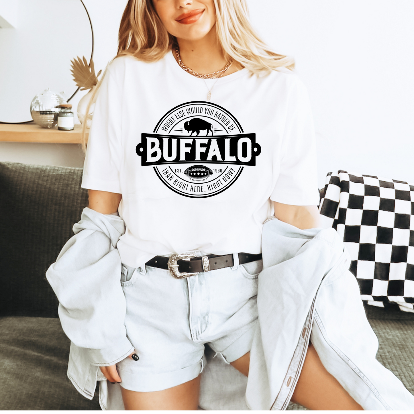 Buffalo Right Here Right Now Round Design T-Shirt or Sweatshirt