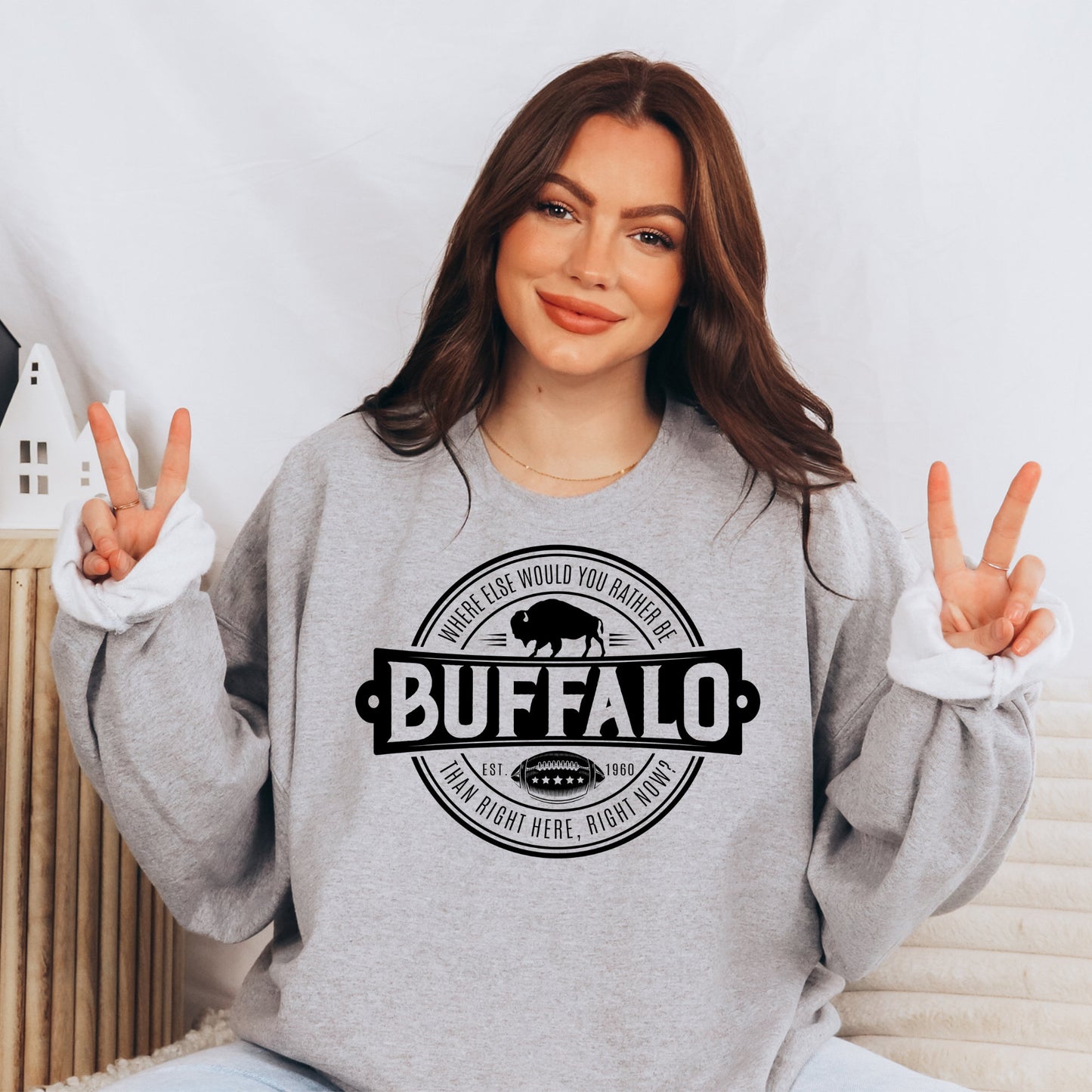 Buffalo Right Here Right Now Round Design T-Shirt or Sweatshirt